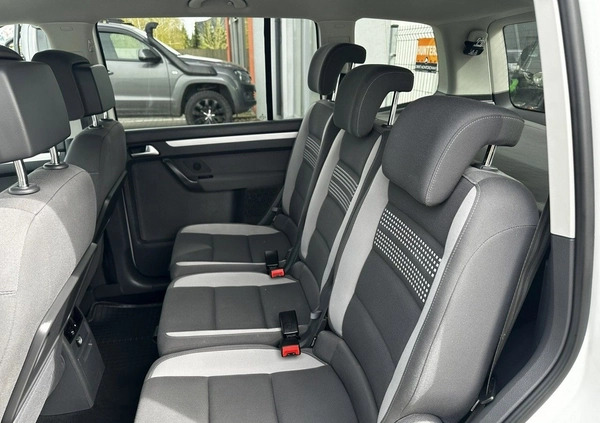 Volkswagen Touran cena 41900 przebieg: 174900, rok produkcji 2014 z Białystok małe 301